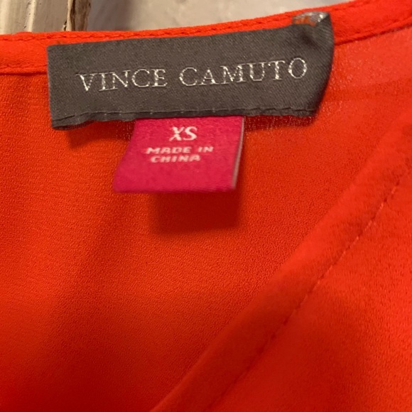 Vince Camuto Scarlet Short Sleeve Tunic Blouse Top - Picture 4 of 4